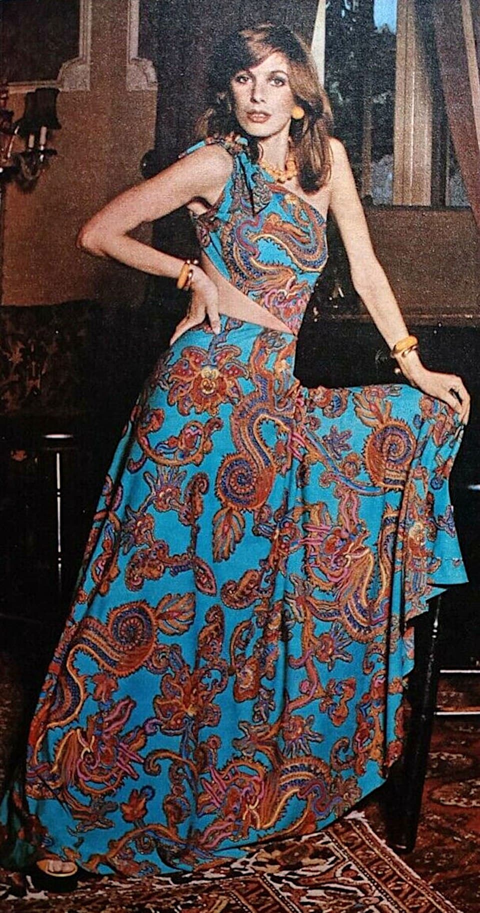 Stefania Casini in a Ken Scott dress (1973) — 2022-04-22 01:07:57 , Unknown authorUnknown author
